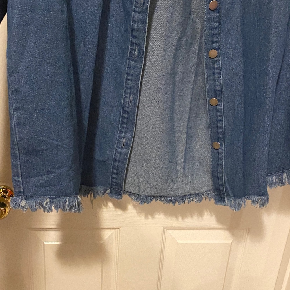 Denim Button-Up Jacket - Picture 3 of 7